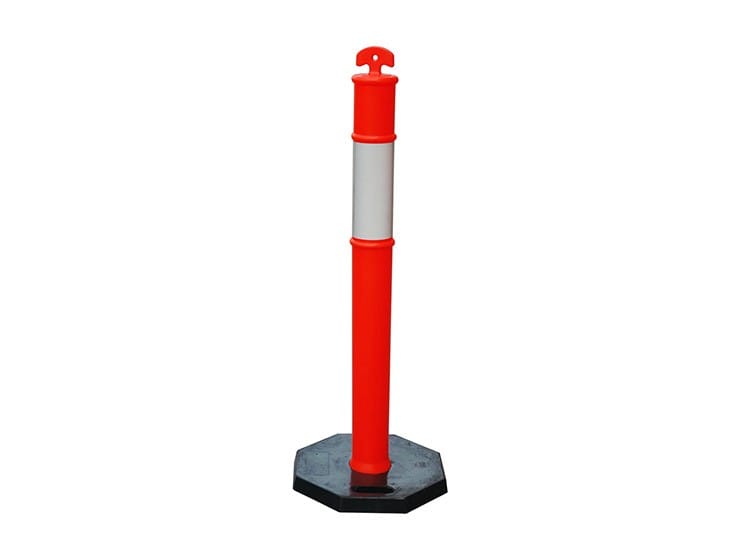 Flexible T-top delineator bollards for road and event safety in UAE